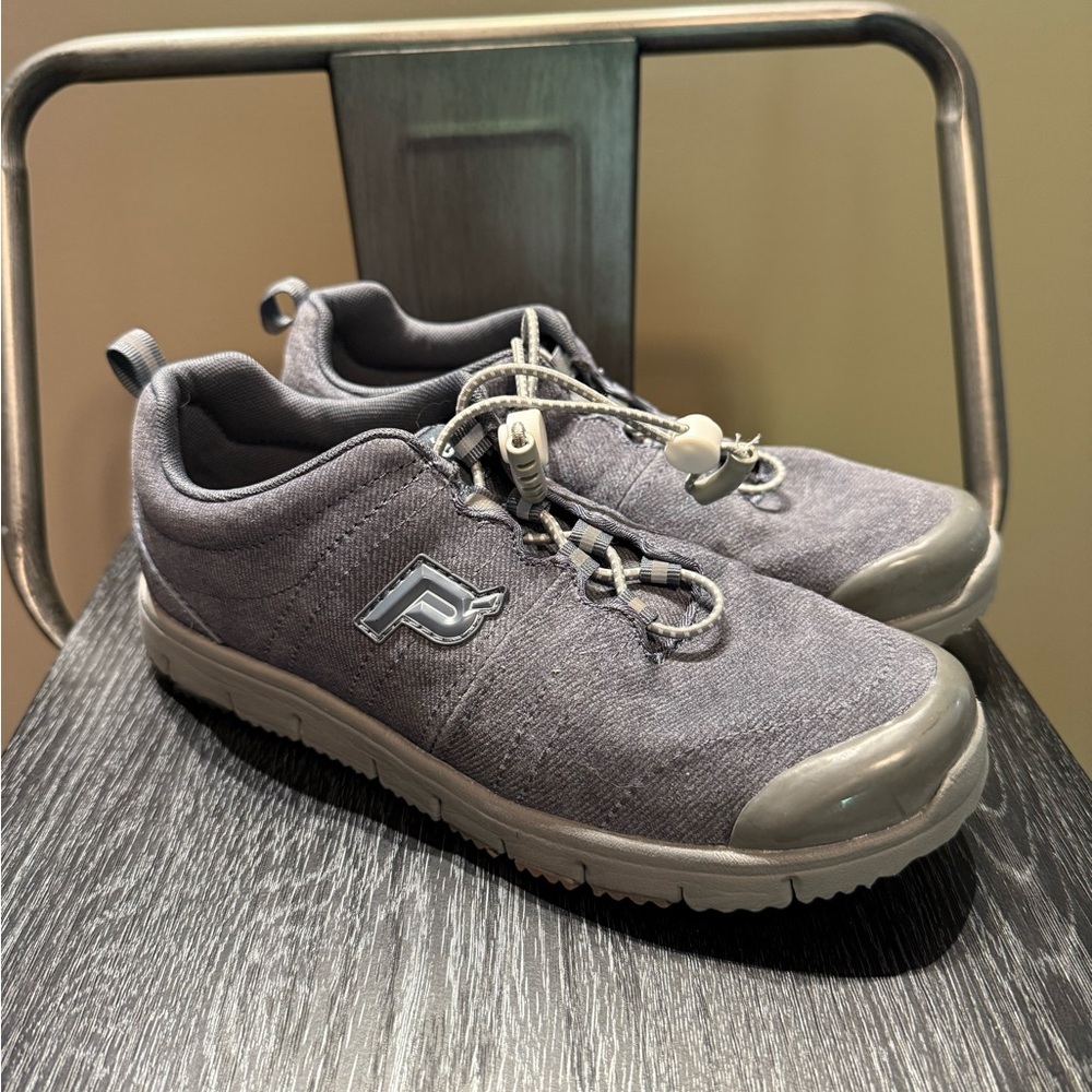 Propét TravelWalker Blue Gray Denim Comfort Walking Shoes Sz 7